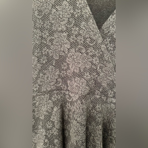 Urban Outfitters Pins and Needles Grey Short Dress - Picture 3 of 6